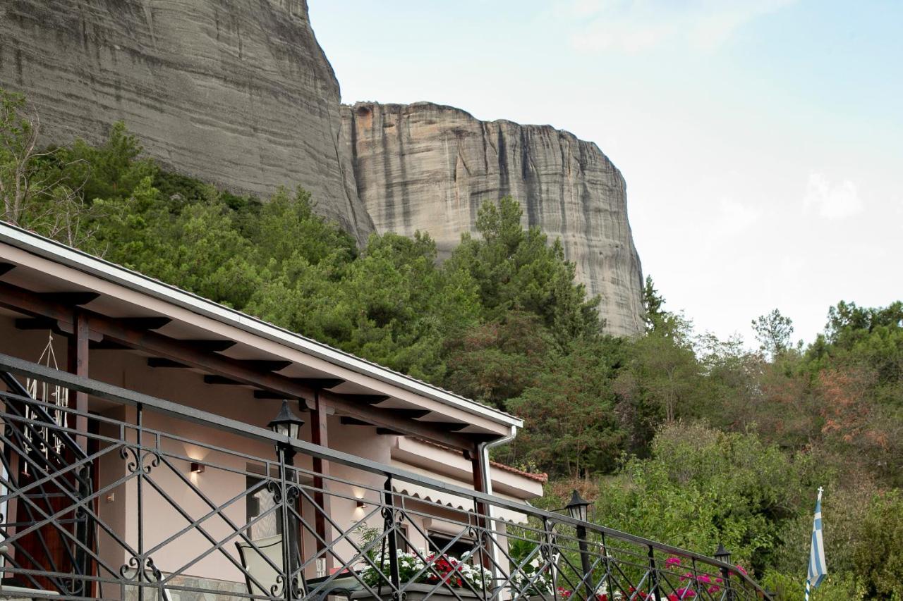 Under The Rocks Meteora Panoramic View Villa Kalambaka Exterior photo